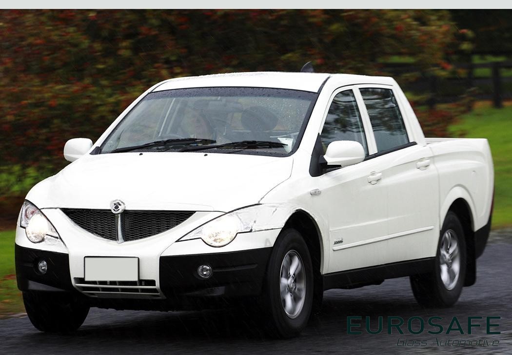 Vidrio Puerta Trasera Ssangyong Actyon Sport 4P 2Perf 2006 Privada