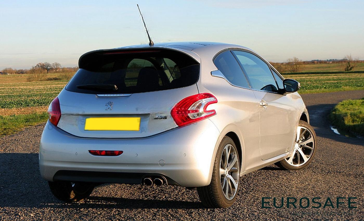 Luneta Portalon Peugeot 208 3P C/Def 2012-2018 Priv - AutoVidriosRobin