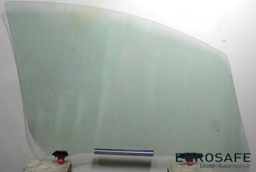 Vidrio Puerta Delantera Toyota Yaris 5P 2011 Verde