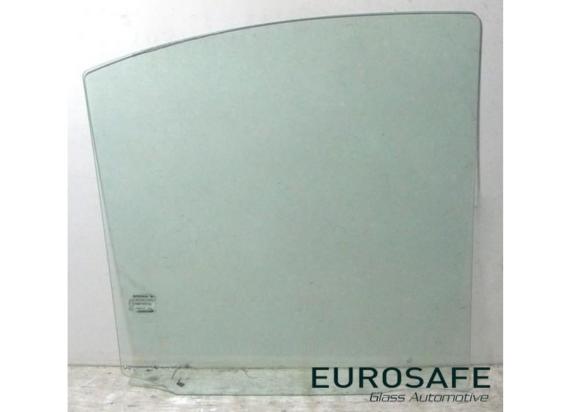 Vidrio Puerta Trasera Nissan March 5P 2010 Verde
