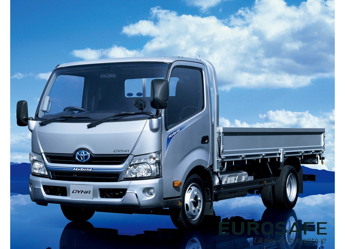 Vidrio Puerta Delantera Hino 816/ Xzu 300/DYNA (cab Ancha) 2013 Verde
