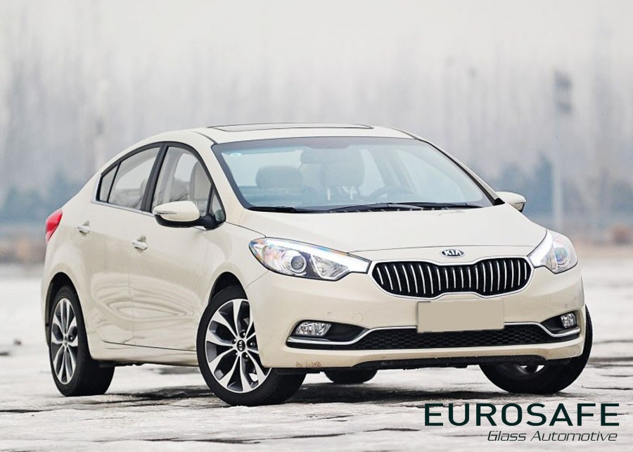 Vidrio Puerta Trasera Kia Cerato 5P 2013 Verde - AutovidriosRobin