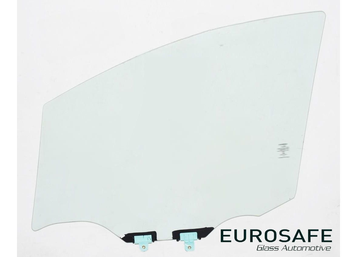 Vidrio Puerta Delantera Nissan Versa 4P 2020 Verde