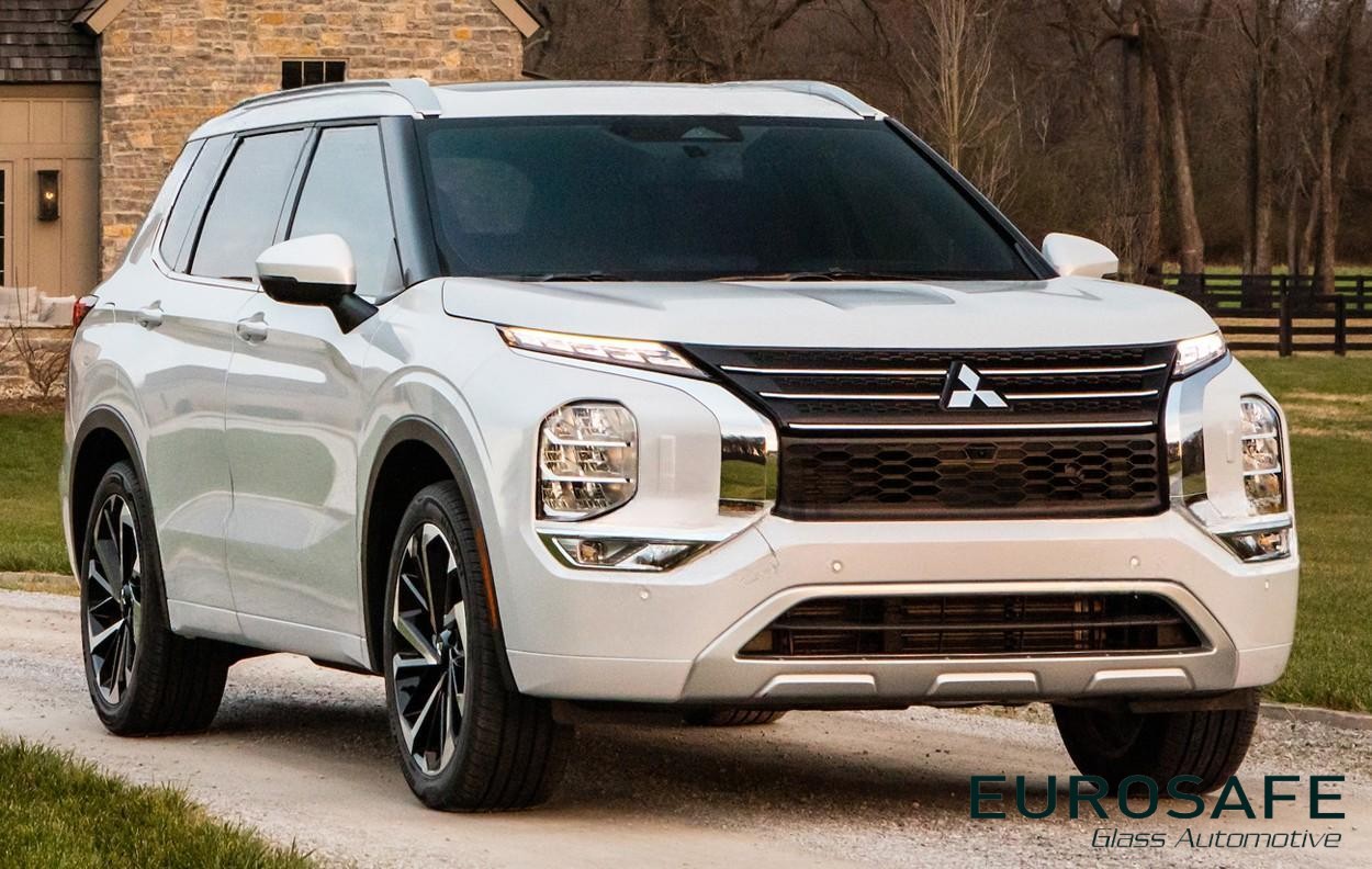 Vidrio Puerta Trasera Mitsubishi Outlander 5P 2022 Privada