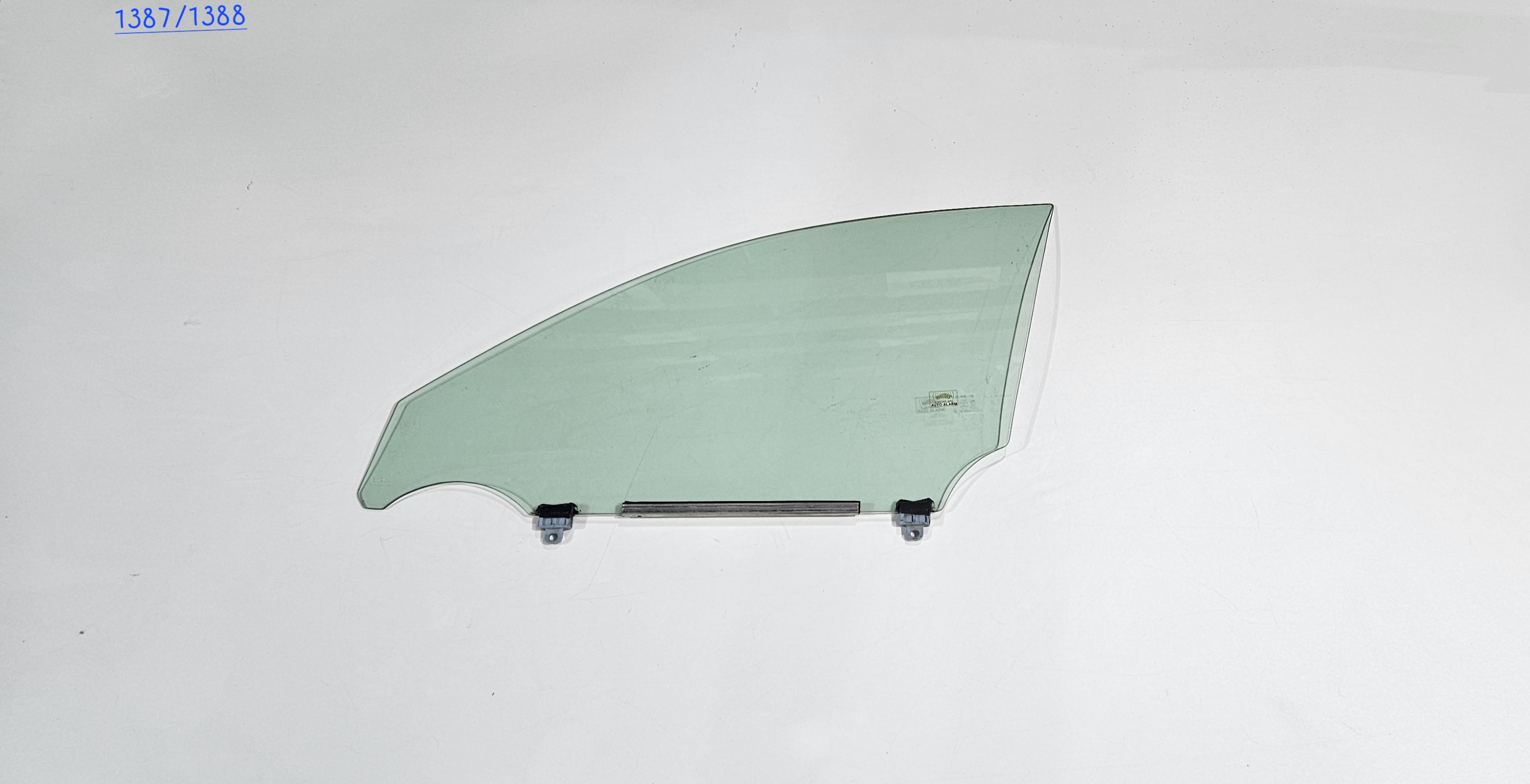 Puerta Delantera Lexus LS250 2005-2026 - AutoVidriosRobin