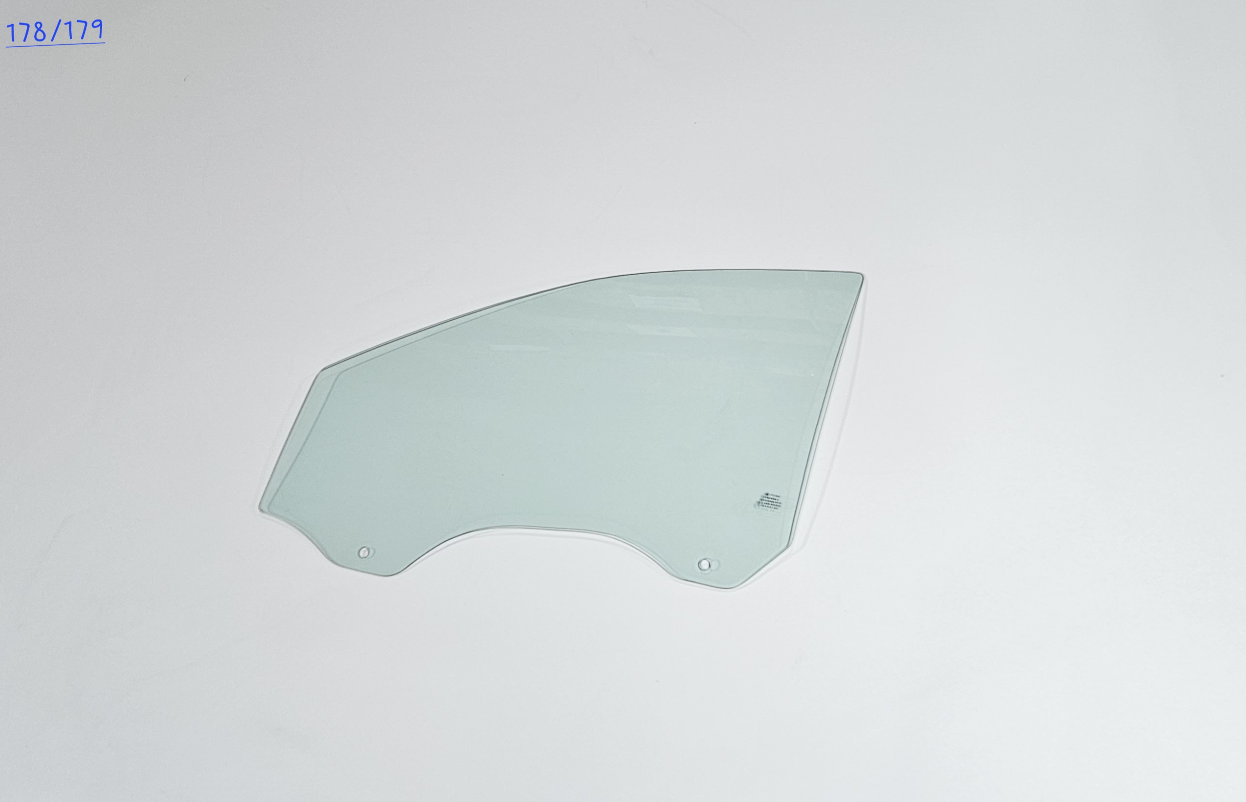 Puerta Delantera Ford Ranger Tahilandesa/BT50 2022-2026 - AutoVidriosRobin