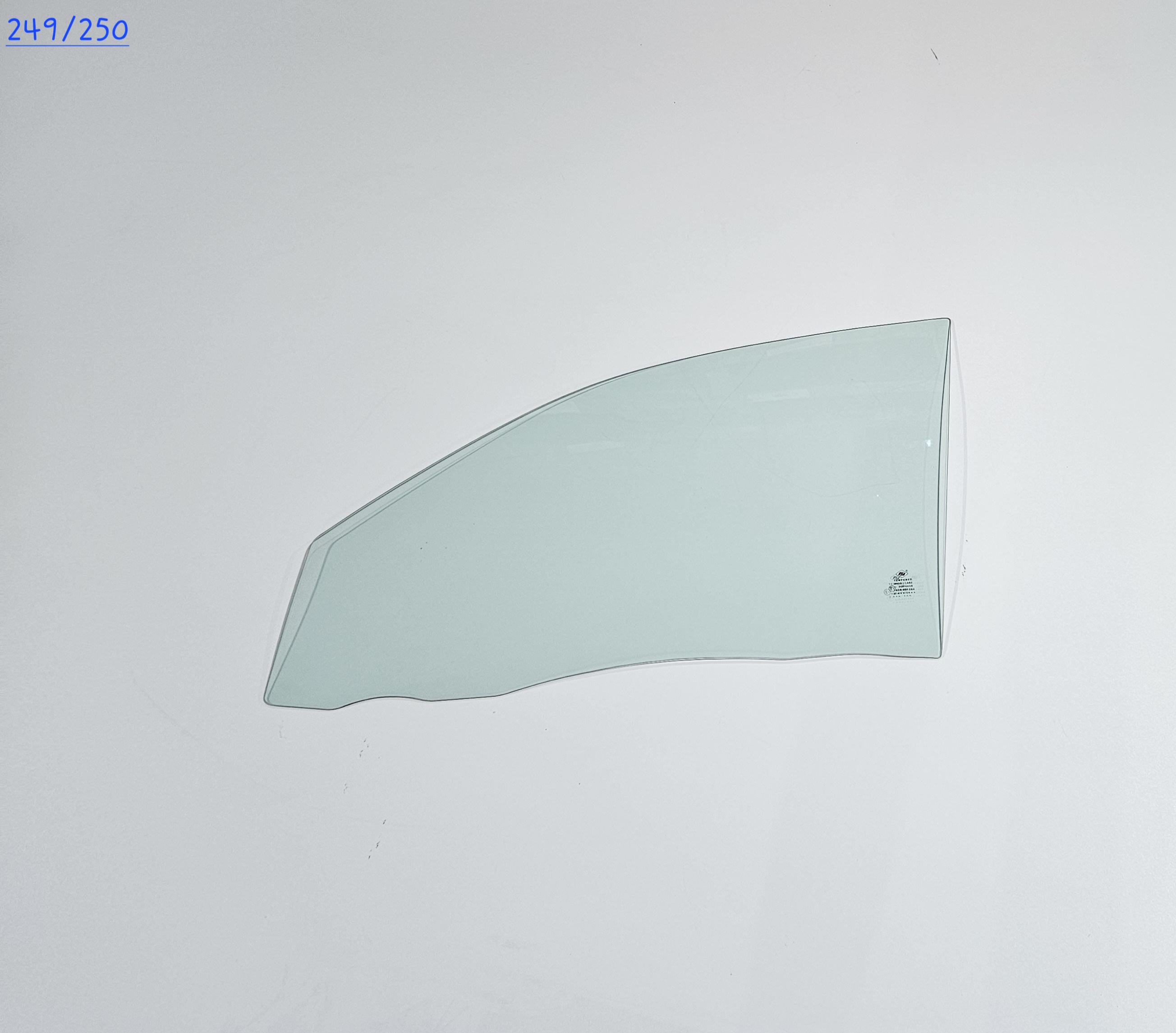 Puerta Delantera Toyota Hilux 2006-2013 - AutoVidriosRobin