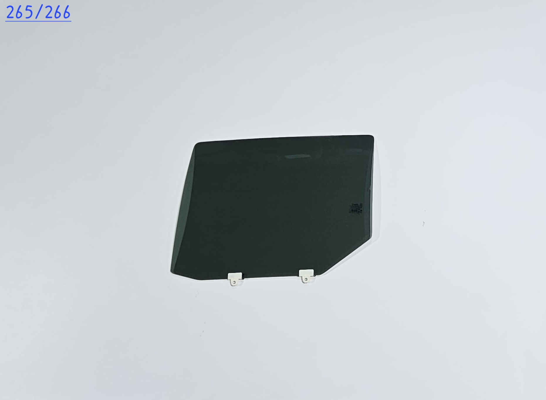 Puerta Trasera Mitsubishi L200 2010-2021 - AutoVidriosRobin