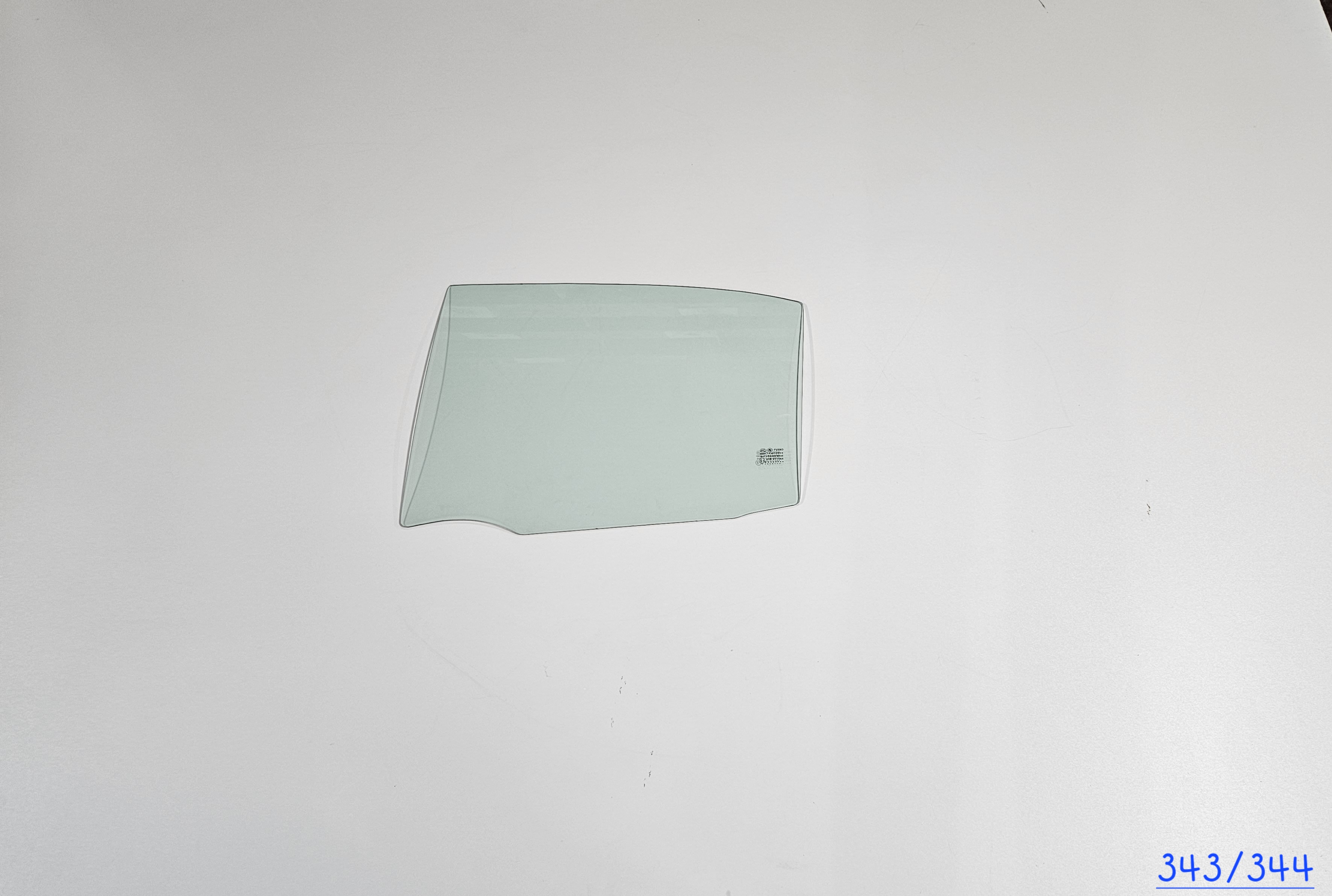 Puerta Trasera Toyota Yaris/Vios 4P 2011-2020 - AutoVidriosRobin